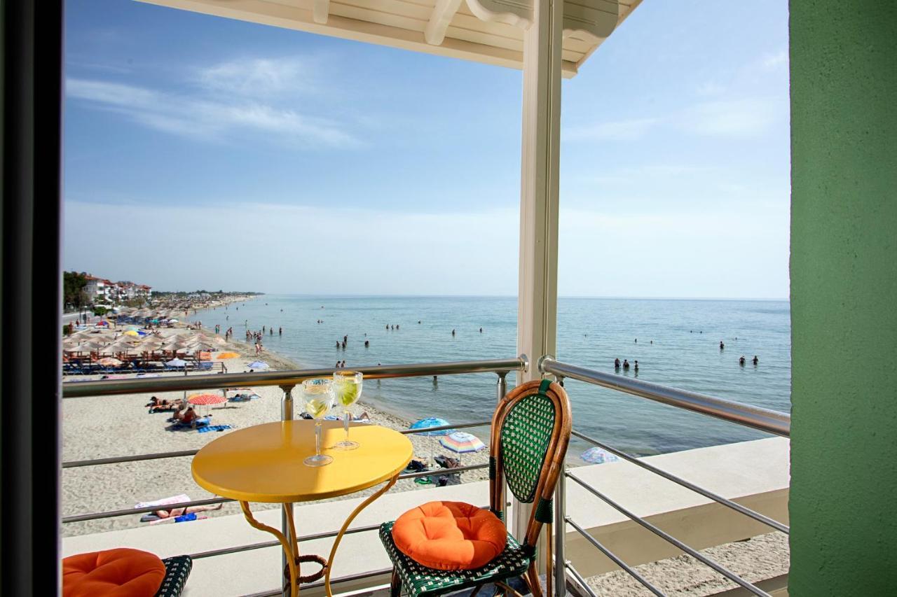 Conte Cristo Suites ปาราเลียกาเตอรีนิส ภายนอก รูปภาพ