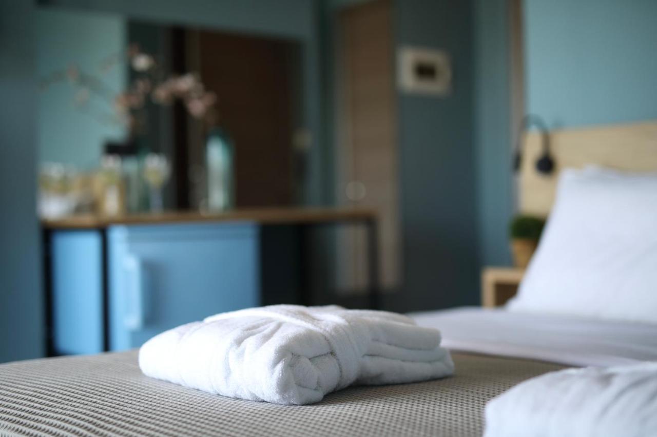 Conte Cristo Suites ปาราเลียกาเตอรีนิส ภายนอก รูปภาพ